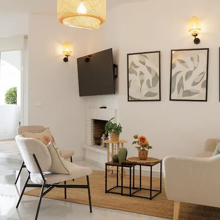 Banus - Nueva Andalucia, 3br- 2br Flat, Bright Outdoor Terrace With Direct Views Of The Garden & Pool, Ideal For Families With Children, Super At The Door Apartamento Marbella