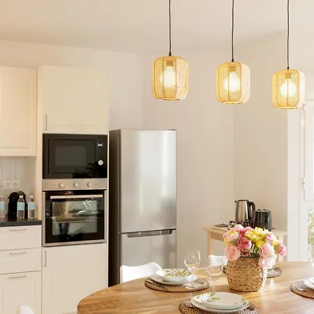 Banus - Nueva Andalucia, 3br- 2br Flat, Bright Outdoor Terrace With Direct Views Of The Garden & Pool, Ideal For Families With Children, Super At The Door *