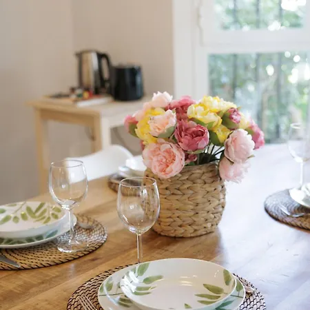 Banus - Nueva Andalucia, 3br- 2br Flat, Bright Outdoor Terrace With Direct Views Of The Garden & Pool, Ideal For Families With Children, Super At The Door
